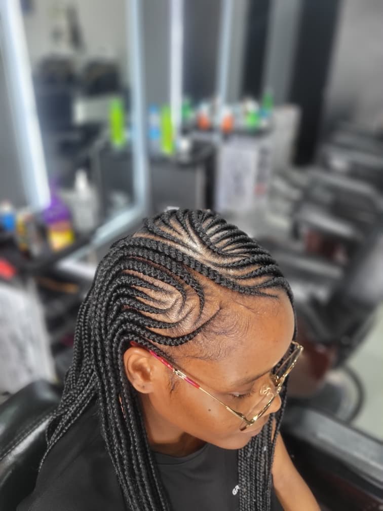 Fulani braids style